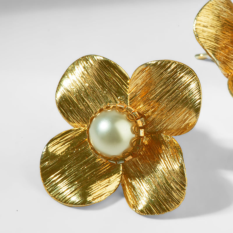 Daye Earrings