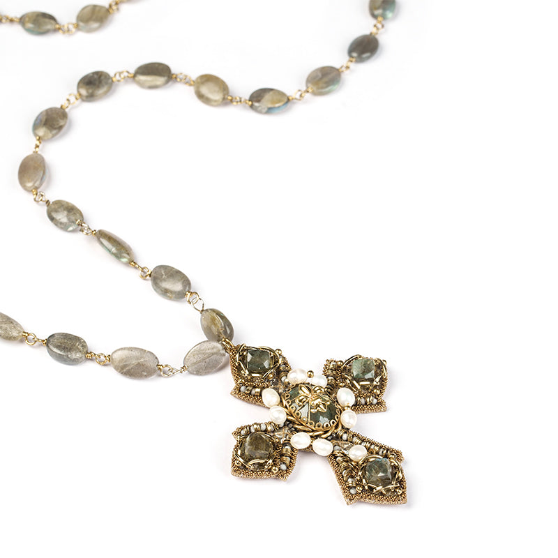 Detail Of Deepa Gurnani Handmade Ethelda Necklace in Labradorite color