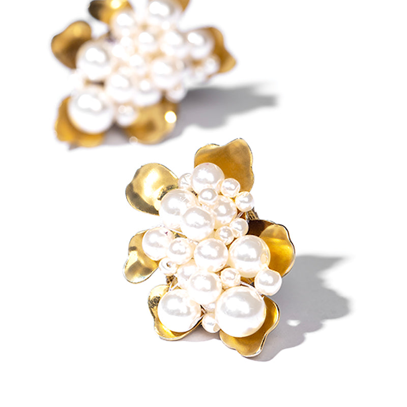 Detail of Deepa By Deepa Gurnani Nea Earrings Gold Color