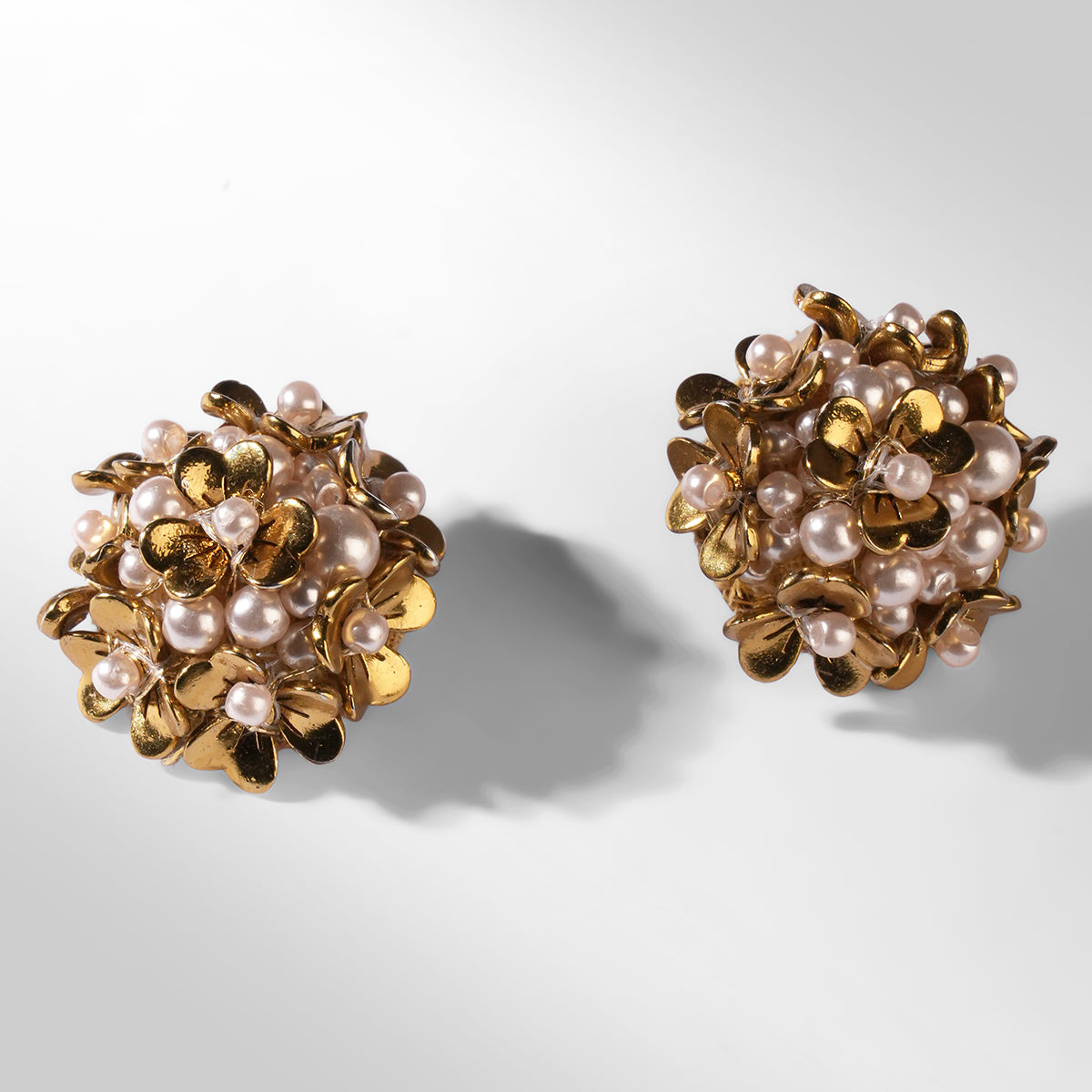 Kamar Earrings
