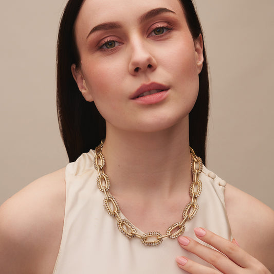 Kavi Necklace